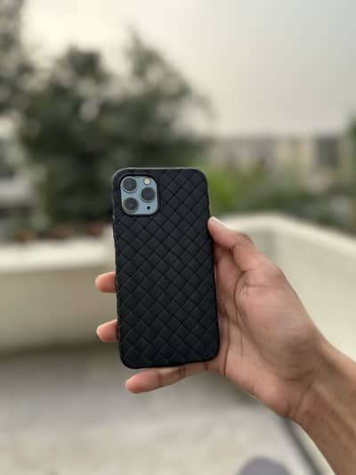 Iphone 11 pro 256gb pta approved