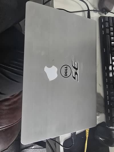 Dell laptop with full feature