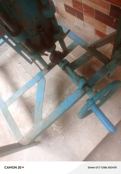 wood cutting machine