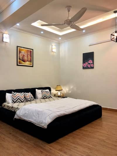 Daily basis flat available in E-11 for rent