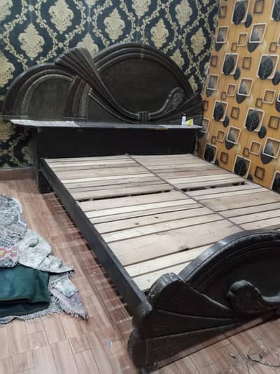 used bed price bht munasib urgnt sale