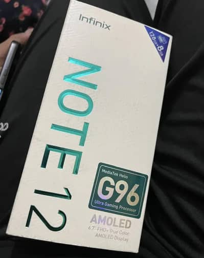 10/9 dabba charger complete box hai Ram8+8. Gb. 128 open nahi hai