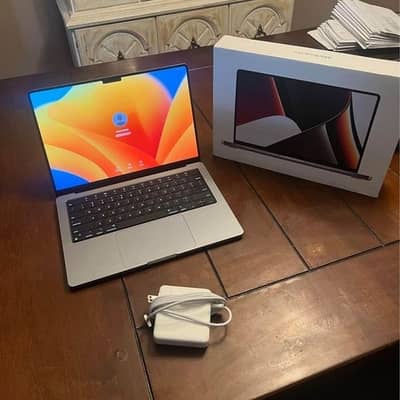 MacBook Pro M4 - Used Laptop for Sale
