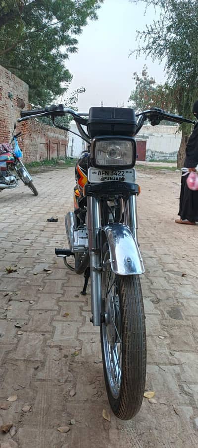 Honda black 125