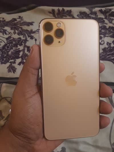 11 pro max one hand used