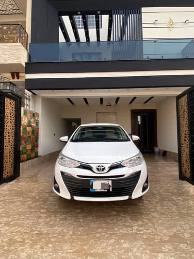 Toyota Yaris 2022 full option 1.5 ATIV 56000 kms  only like new car