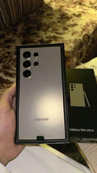 Samsung Galaxy S24 Ultra  Used Mobile Phone