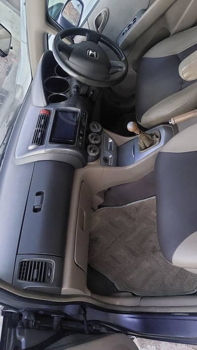 CITY 2008 MODEL 2009 REGISTERED LAHORE