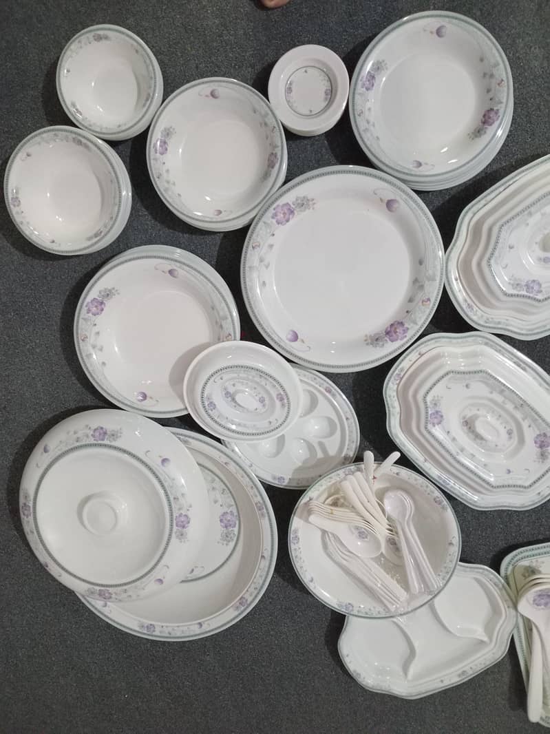 Plastic Dinner Set 5