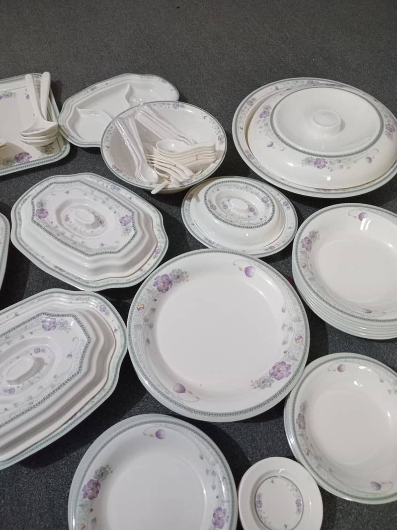 Plastic Dinner Set 6