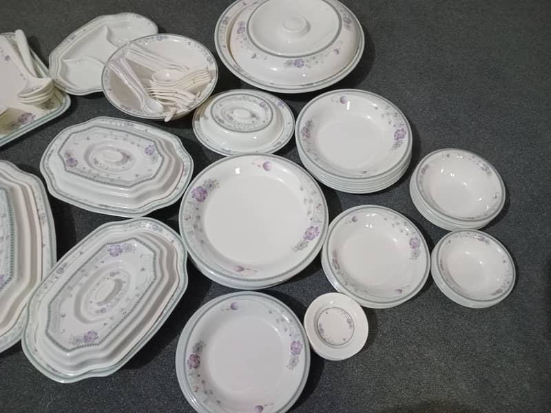 Plastic Dinner Set 7