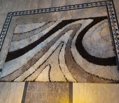 Stylish Rug for sale