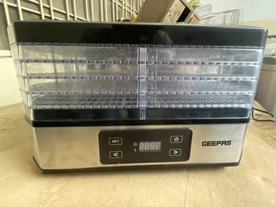 Geepas fruit Dehydrator 40 to 70C temprature adjustment 5 dry layers