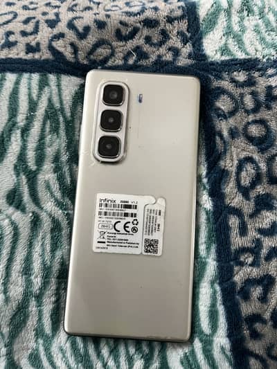 Infinix hot 50 pro plus ha all ok in use only panel glass brake