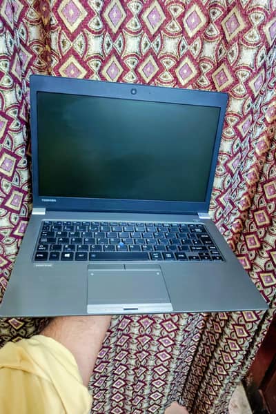 Toshiba slim laptop