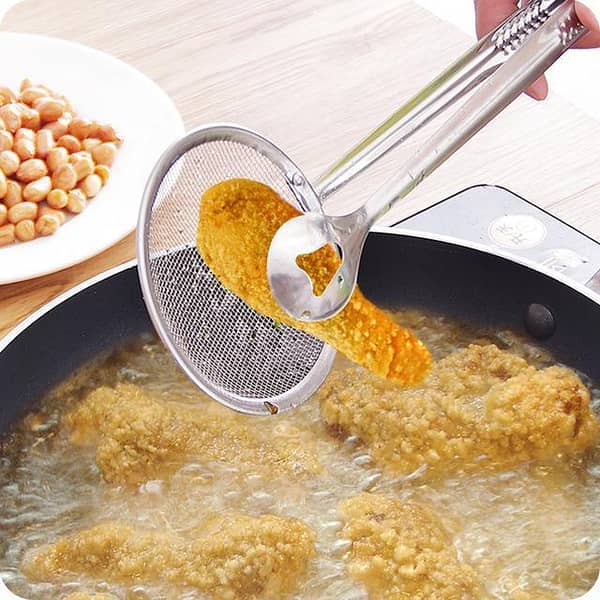 Multi-functional 2 in 1 Fry Tool Filter Spoon Strainer With Clip,Oil Frying BBQ Filter Stainless Steel Mesh Strainer Kitchen Tool Frying Mesh Colander Quick Strain Stainless Steel Tong Colander