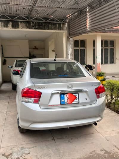 Honda City M/T 2010 Family used car for sale