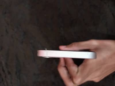 Iphone12 64gb jv with charger 10by10 condition