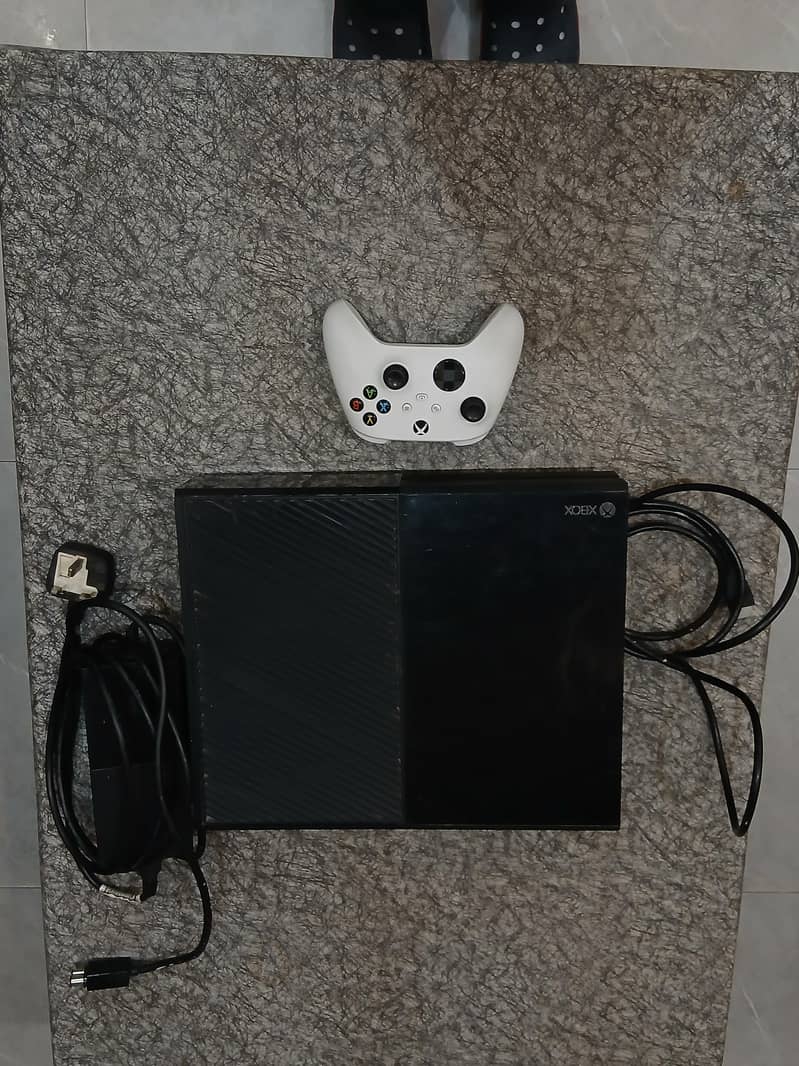 Xbox One — 500GB | Original Console | Smooth  Performance 1