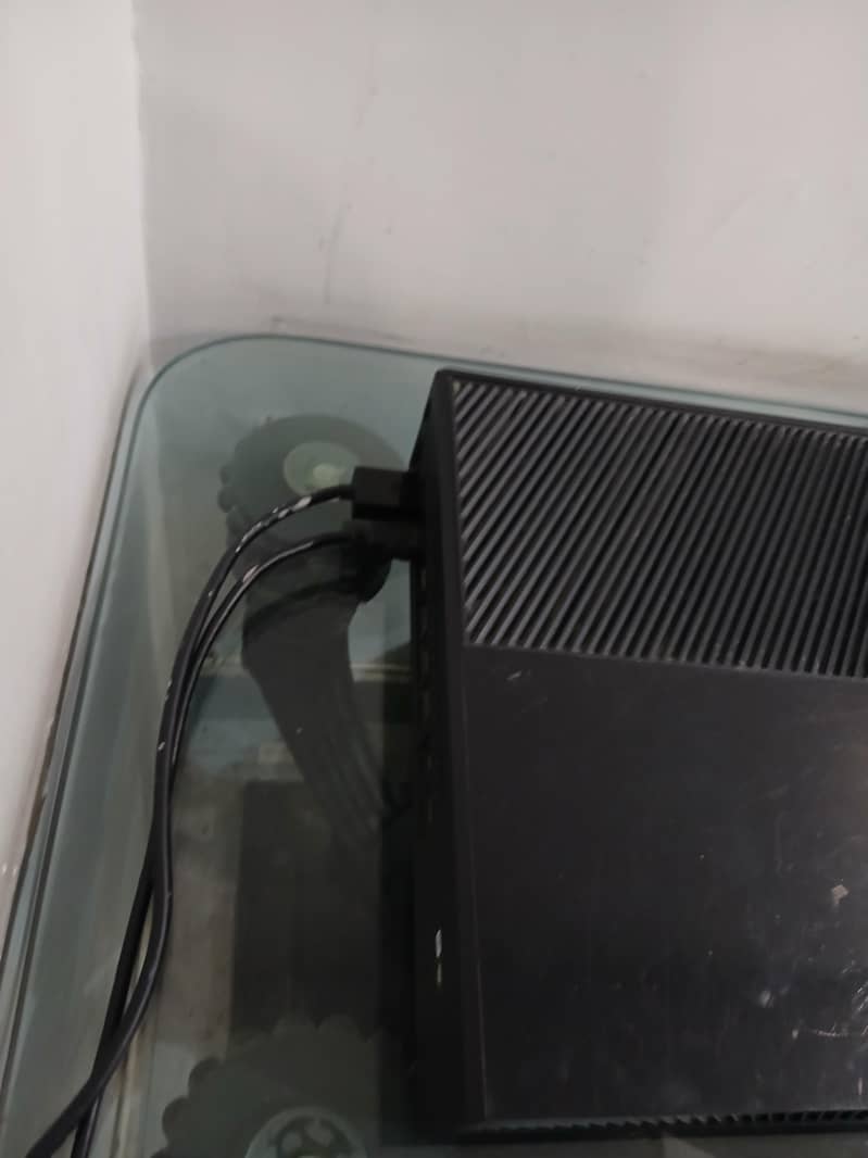 Xbox One — 500GB | Original Console | Smooth  Performance 15