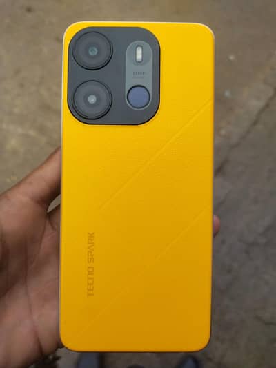 Tecno spark go