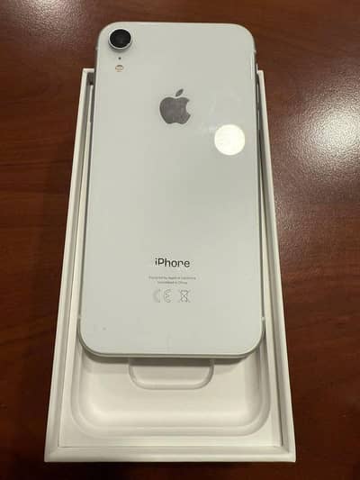 Iphone XR white color full 10by10 condition