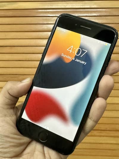 iPhone 7 128 GB PTA Approved