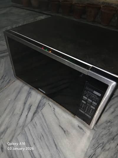 Samsung Microwave Oven Forsale Good Condition WhatsApp Number