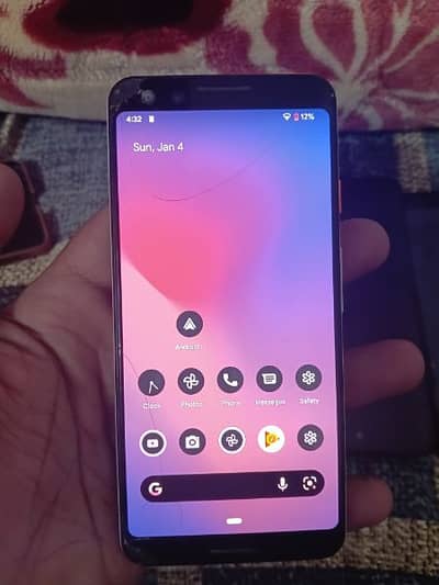 google pixel 3 with box 4/64 all okay