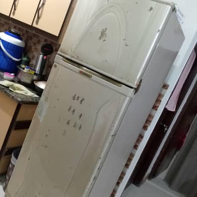 Used Dawlance Refrigerator