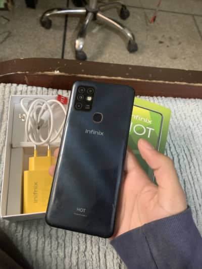 infinix hot 10 4gb64gb for sale 03246602625