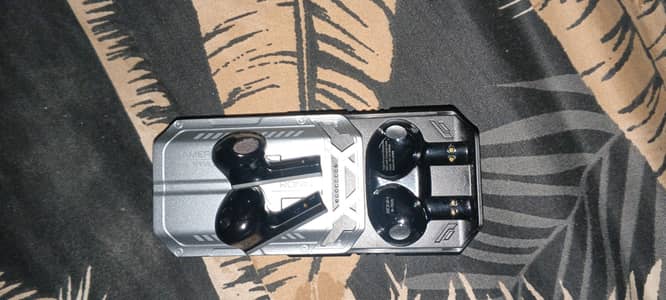 Wireless Earbuds Dominator | R-7035 40ms Ultra Low Latency Gaming