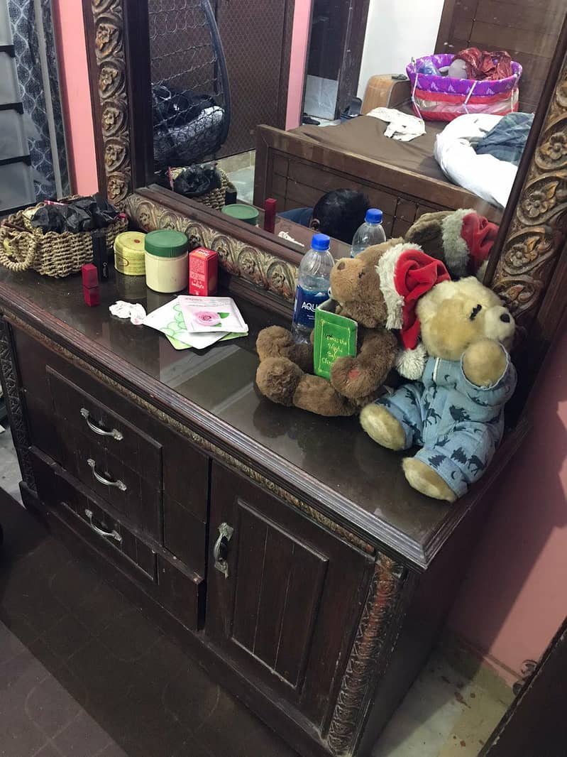Dressing Table 2