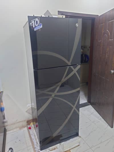 PEL Refrigerator model No 6450 Abstract Black