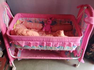 Newborn Baby Swing / Jhoola – Comfortable & Safe”