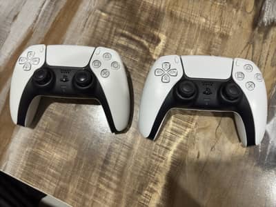 Ps5 controllers with Box
