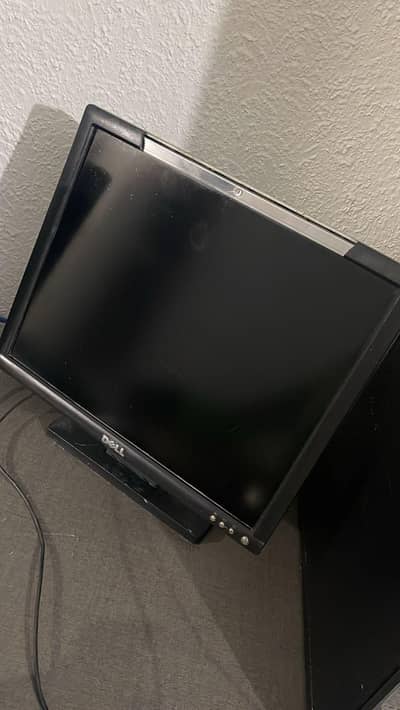 17 inch LCD available for sale bs stand crack h