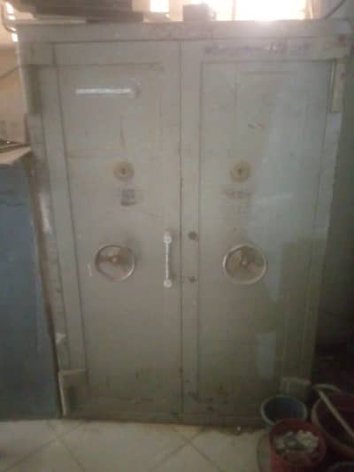 Bank used Fire and Bullet Proof Cash Vaults and Almira's