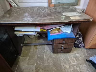 Wooden Study Table / Iron Stand