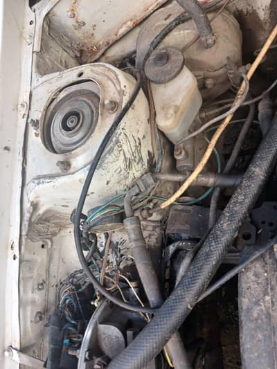 assalam o alikum . 1986 corolla available.  16 valve engine . exchange