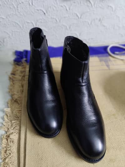 Black Chelsea Leather Boots