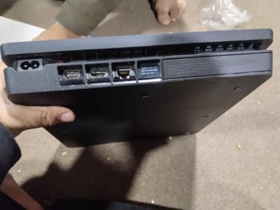 PS4 slim