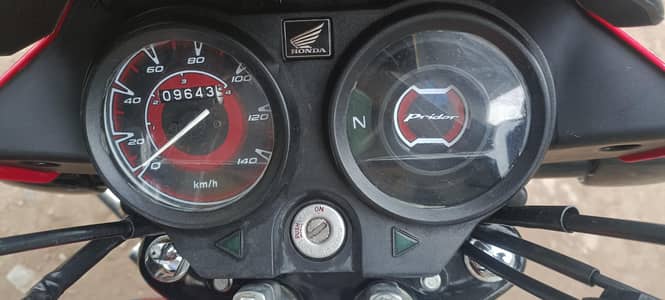 Honda Pridor with Excellent Condition
