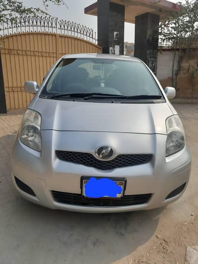 Toyota Vitz F 1.0