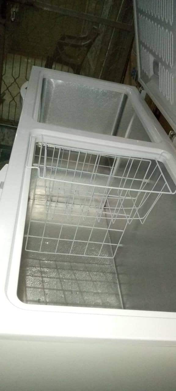 Waves widest Range Freezer 2