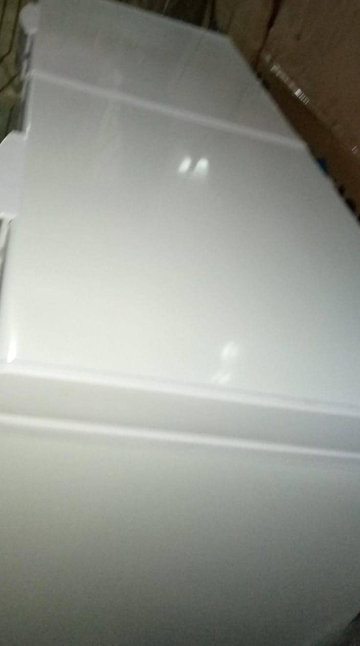 Waves widest Range Freezer 5