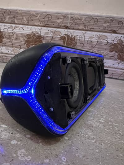Sony EXTRA BASS speaker Bluetooth - lighting & live sound option