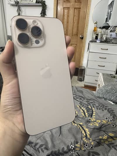 iPhone 16 Pro Max JV 256 GB 97% battery health