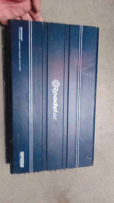 Roadstar amplifier