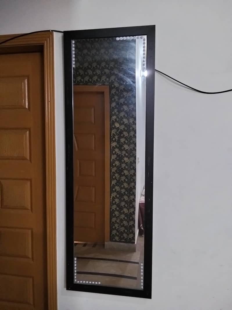 wall mirror 0